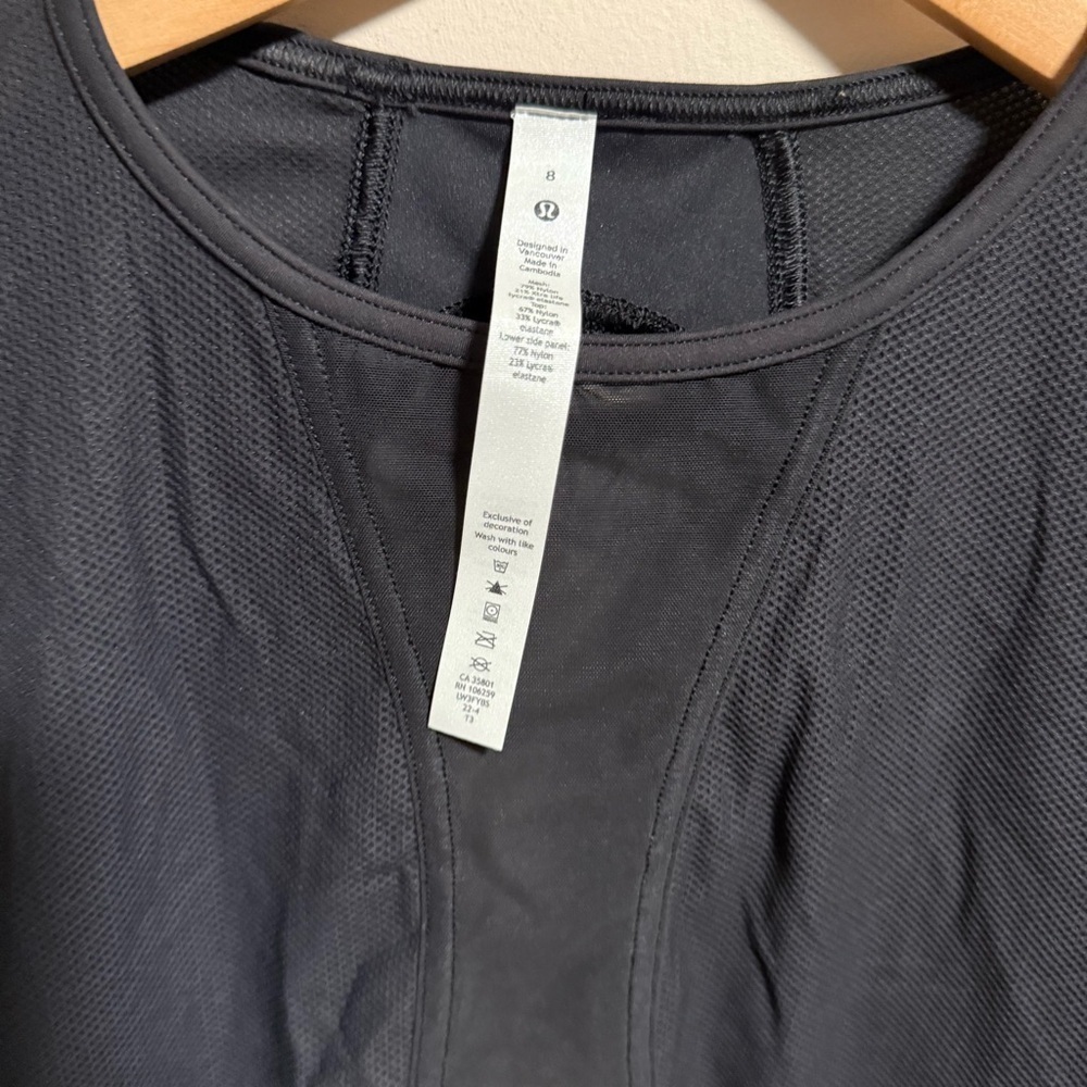 NWT Lululemon Mesh Panelled Training Long Sleeve Shirt
Black- Size 8 - Picture 5 of 9